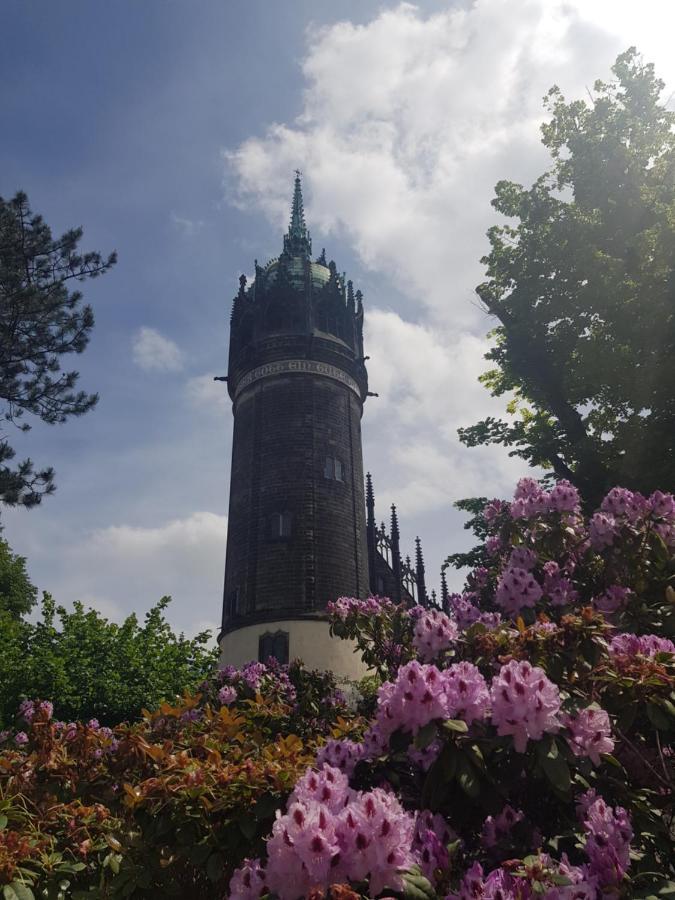 Fewo "Mohnblume" Am Stadtpark Apartment Wittenberg Luaran gambar